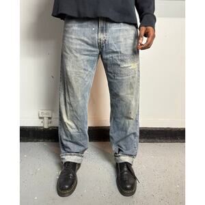 Y2K Levis 559 perfectly worn and loved